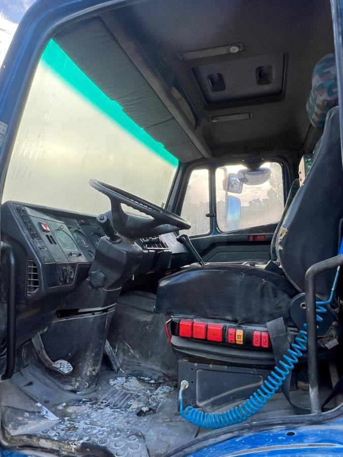 Mercedes 1835 - Concrete pump truck: picture 5 Mercedes 1835 - Concrete pump truck: picture 5