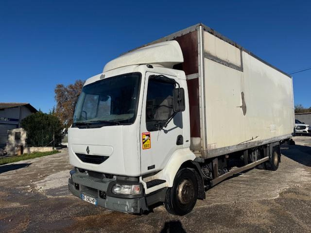 Renault MIDLUM 220 DCI CAISSE HAYON - Box truck: picture 2 Renault MIDLUM 220 DCI CAISSE HAYON - Box truck: picture 2