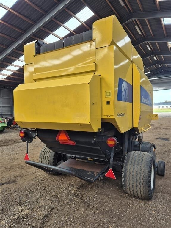 New Holland BR7070 med rotorsnitter Snitter - Round baler: picture 5 New Holland BR7070 med rotorsnitter Snitter - Round baler: picture 5