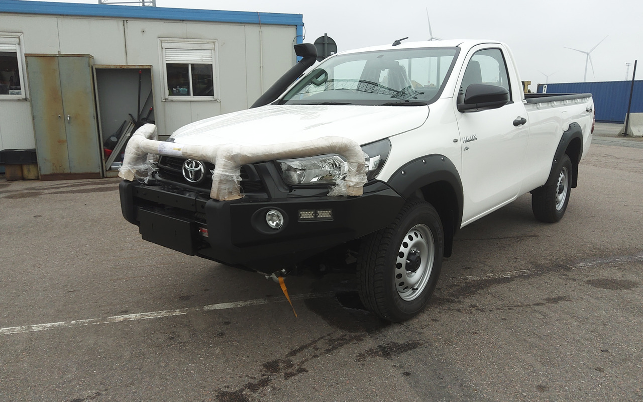 Toyota Hilux / Revo RHD Pick-up single Cab 2.8L Diesel Manual - Pickup truck: picture 1 Toyota Hilux / Revo RHD Pick-up single Cab 2.8L Diesel Manual - Pickup truck: picture 1
