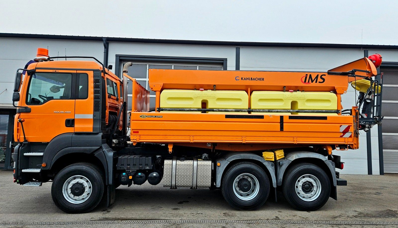 MAN TGA 28.400 6x4-4 Winterdienst - Tipper: picture 5 MAN TGA 28.400 6x4-4 Winterdienst - Tipper: picture 5