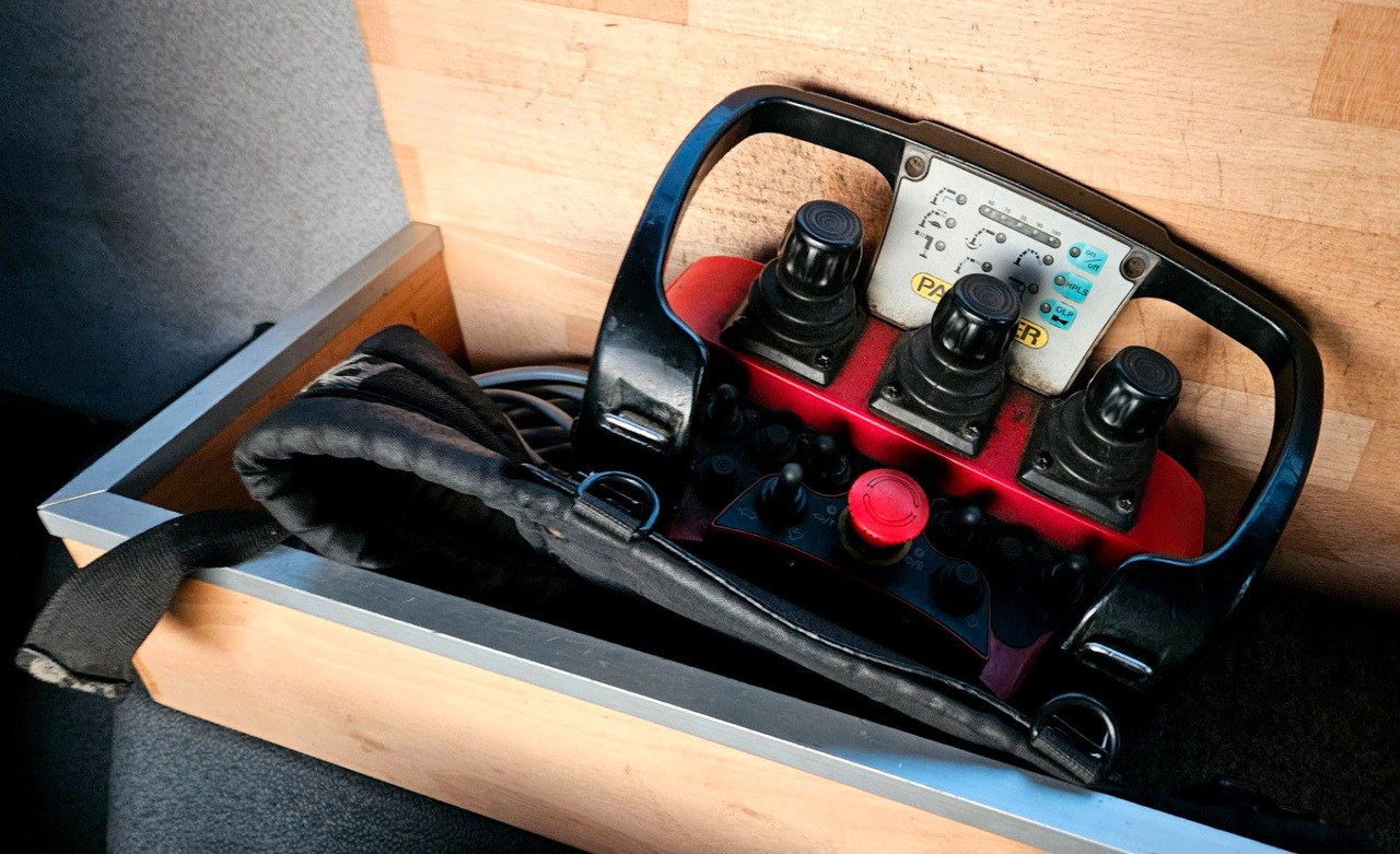 Tipper, Crane truck MAN TGS 28.400 6x4-4 BL Palfinger PK12002 Kran Euro5: picture 16