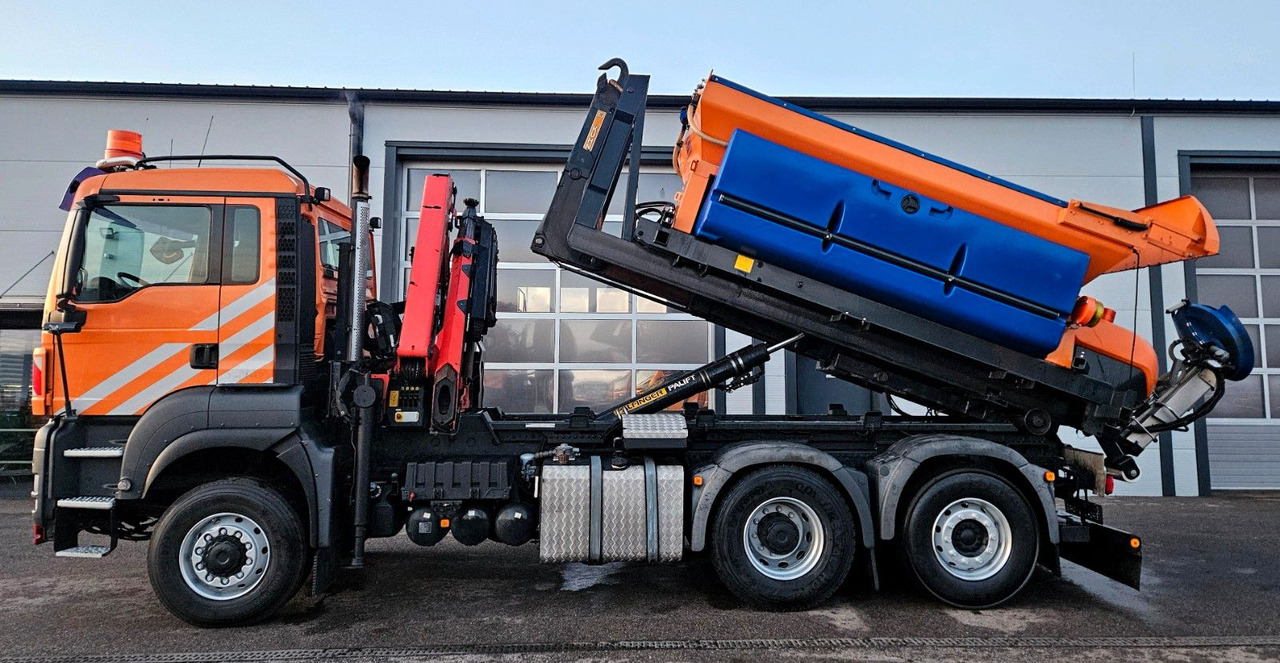 Tipper, Crane truck MAN TGS 28.400 6x4-4 BL Palfinger PK12002 Kran Euro5: picture 10