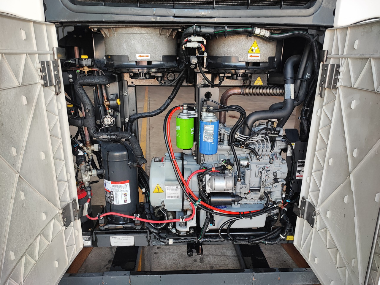 Motore Frigo Carrier Vector 1550 - Refrigerator unit: picture 5 Motore Frigo Carrier Vector 1550 - Refrigerator unit: picture 5