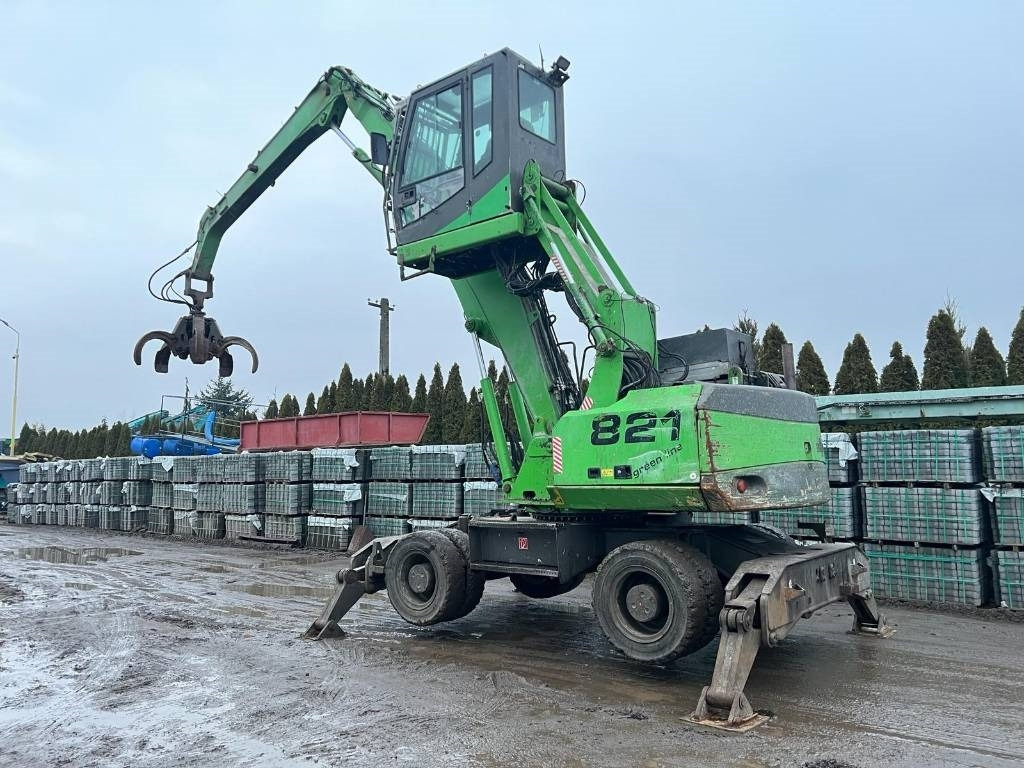 Sennebogen 821 - Waste/ Industry handler: picture 4 Sennebogen 821 - Waste/ Industry handler: picture 4