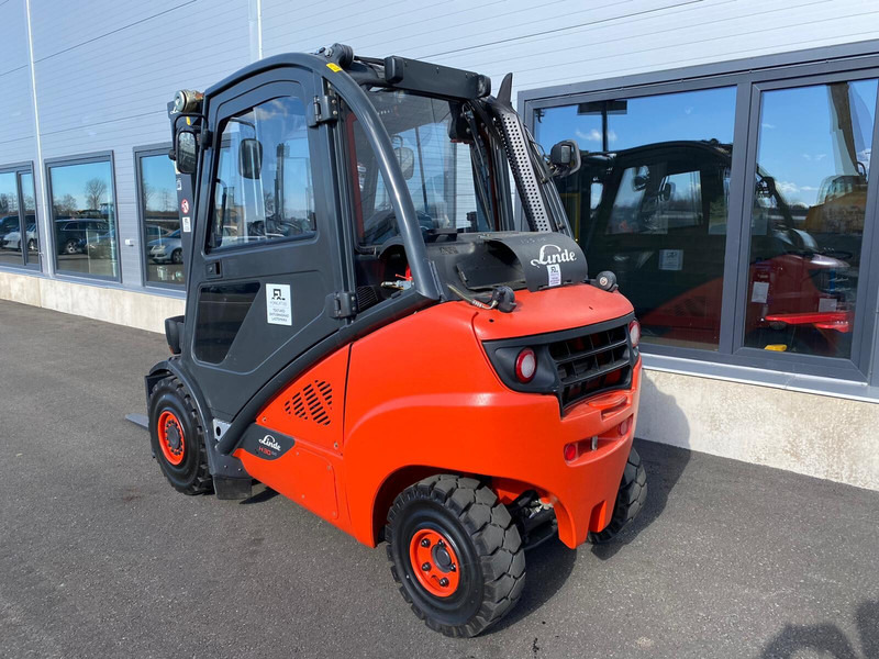 Linde H30T-02 EVO - LPG forklift: picture 3 Linde H30T-02 EVO - LPG forklift: picture 3