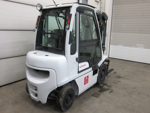 NISSAN Y1D2A20Q - Diesel forklift: picture 4 NISSAN Y1D2A20Q - Diesel forklift: picture 4