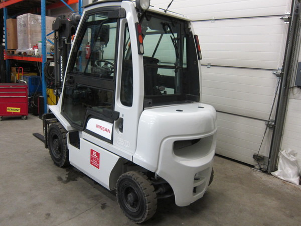 NISSAN Y1D2A20Q - Diesel forklift: picture 5 NISSAN Y1D2A20Q - Diesel forklift: picture 5