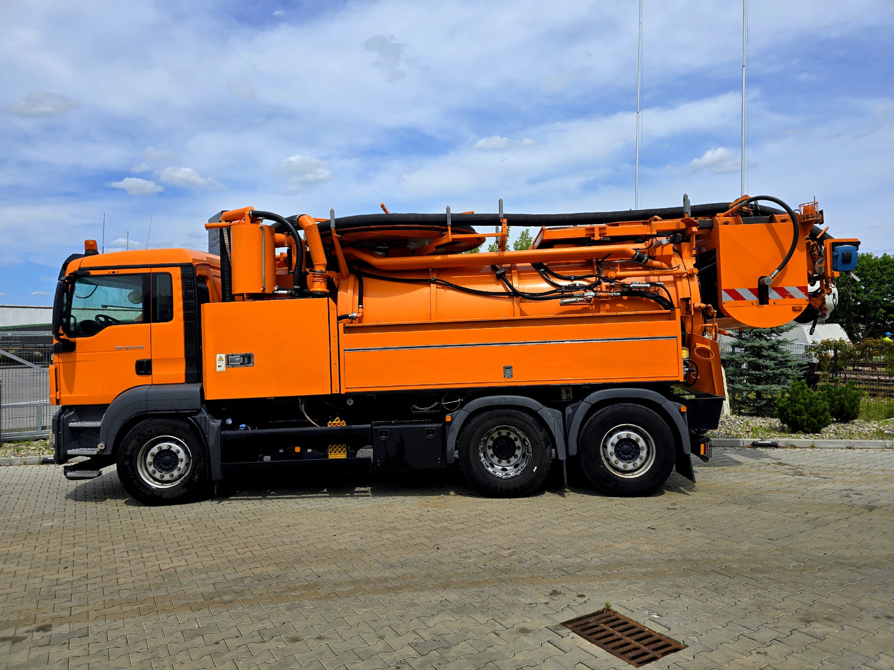 MAN TGS 28.440 - Vacuum truck: picture 4 MAN TGS 28.440 - Vacuum truck: picture 4