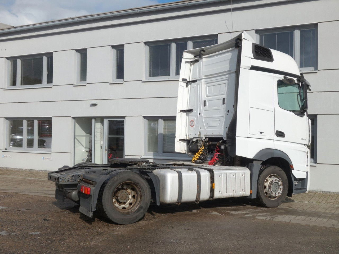 Mercedes-Benz Actros 1845 LS SD, Giga Space - Tractor unit: picture 4 Mercedes-Benz Actros 1845 LS SD, Giga Space - Tractor unit: picture 4