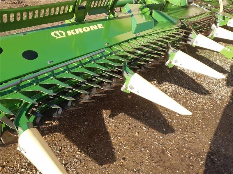 Krone Easy Collect 900 - Hay and forage equipment: picture 5 Krone Easy Collect 900 - Hay and forage equipment: picture 5