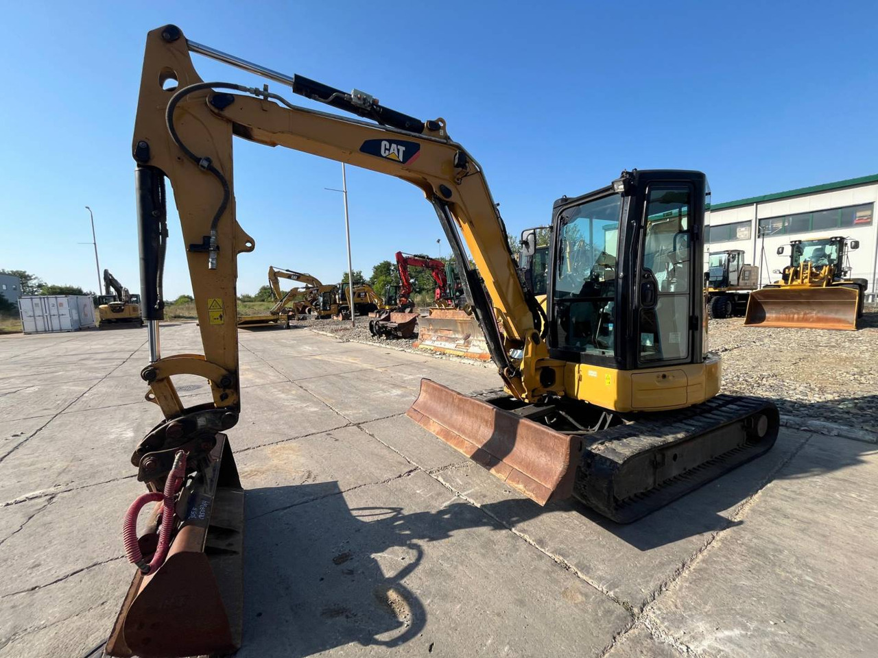 CAT 305.5E2CR - Crawler excavator: picture 1 CAT 305.5E2CR - Crawler excavator: picture 1
