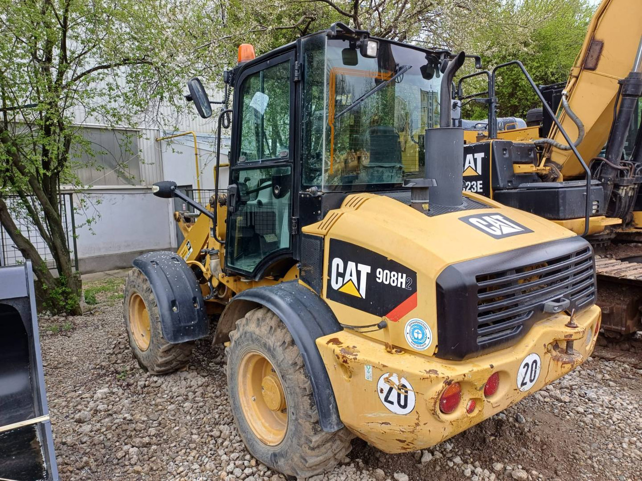 CAT 908H2 - Wheel loader: picture 4 CAT 908H2 - Wheel loader: picture 4