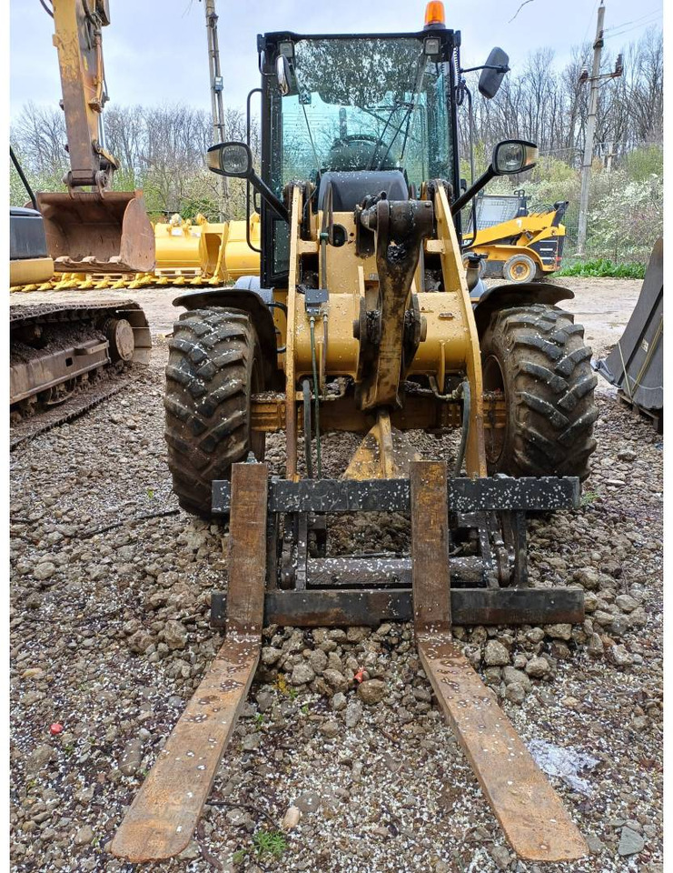 Wheel loader CAT 908H2: picture 7