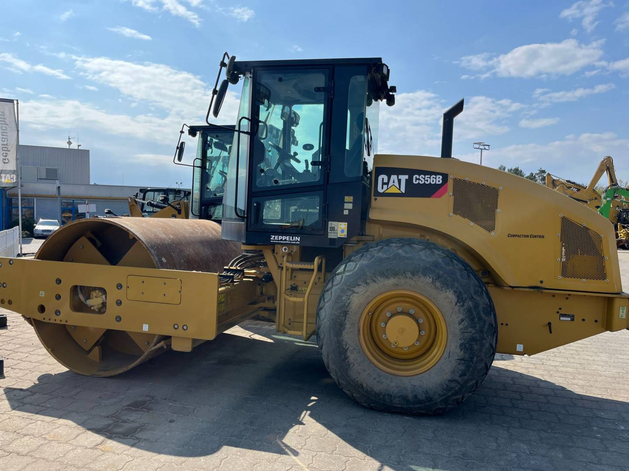 CAT CS56B - Compactor: picture 1 CAT CS56B - Compactor: picture 1
