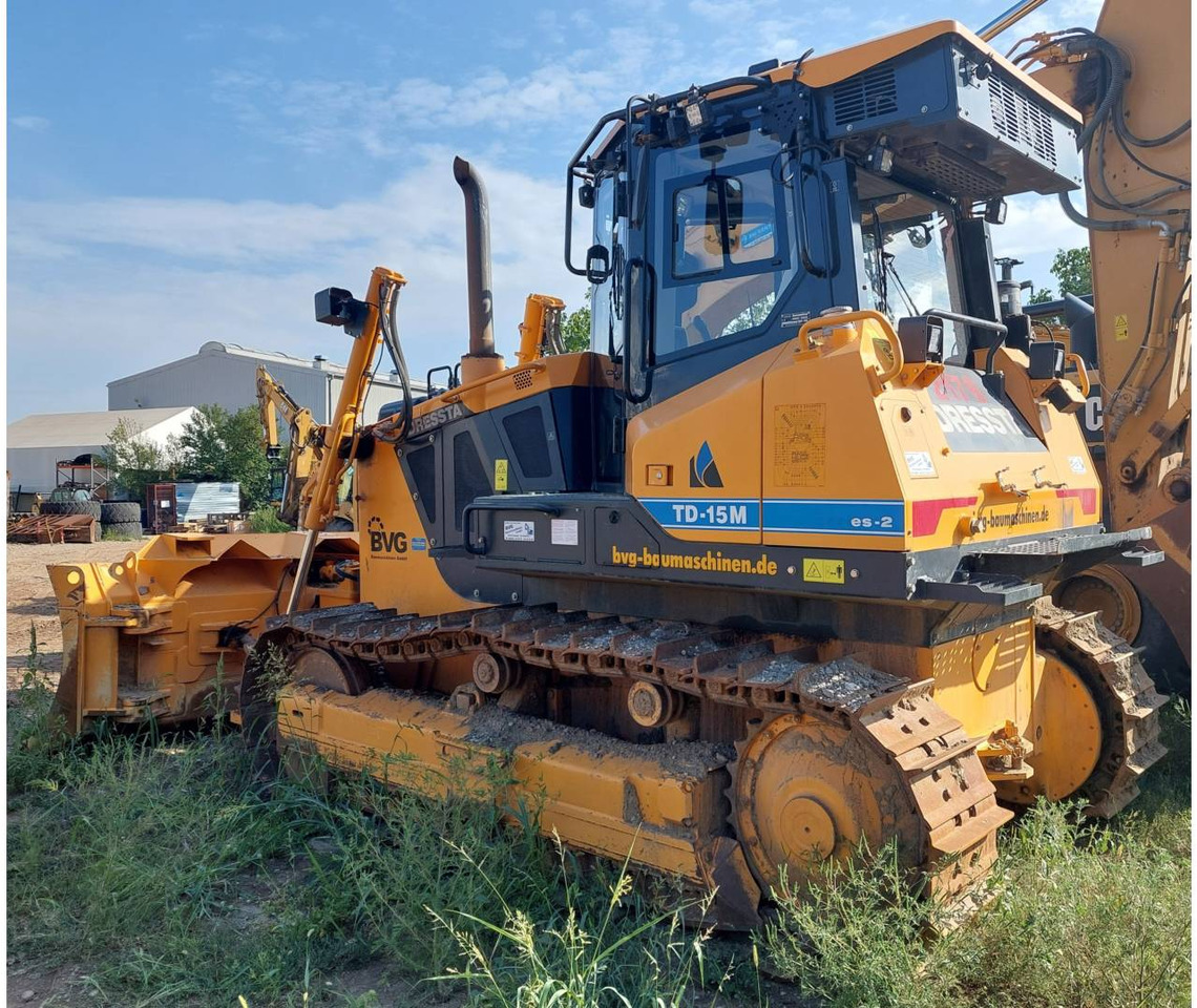 DRESSTA NORTH AMERICA TD-15M - Bulldozer: picture 4 DRESSTA NORTH AMERICA TD-15M - Bulldozer: picture 4