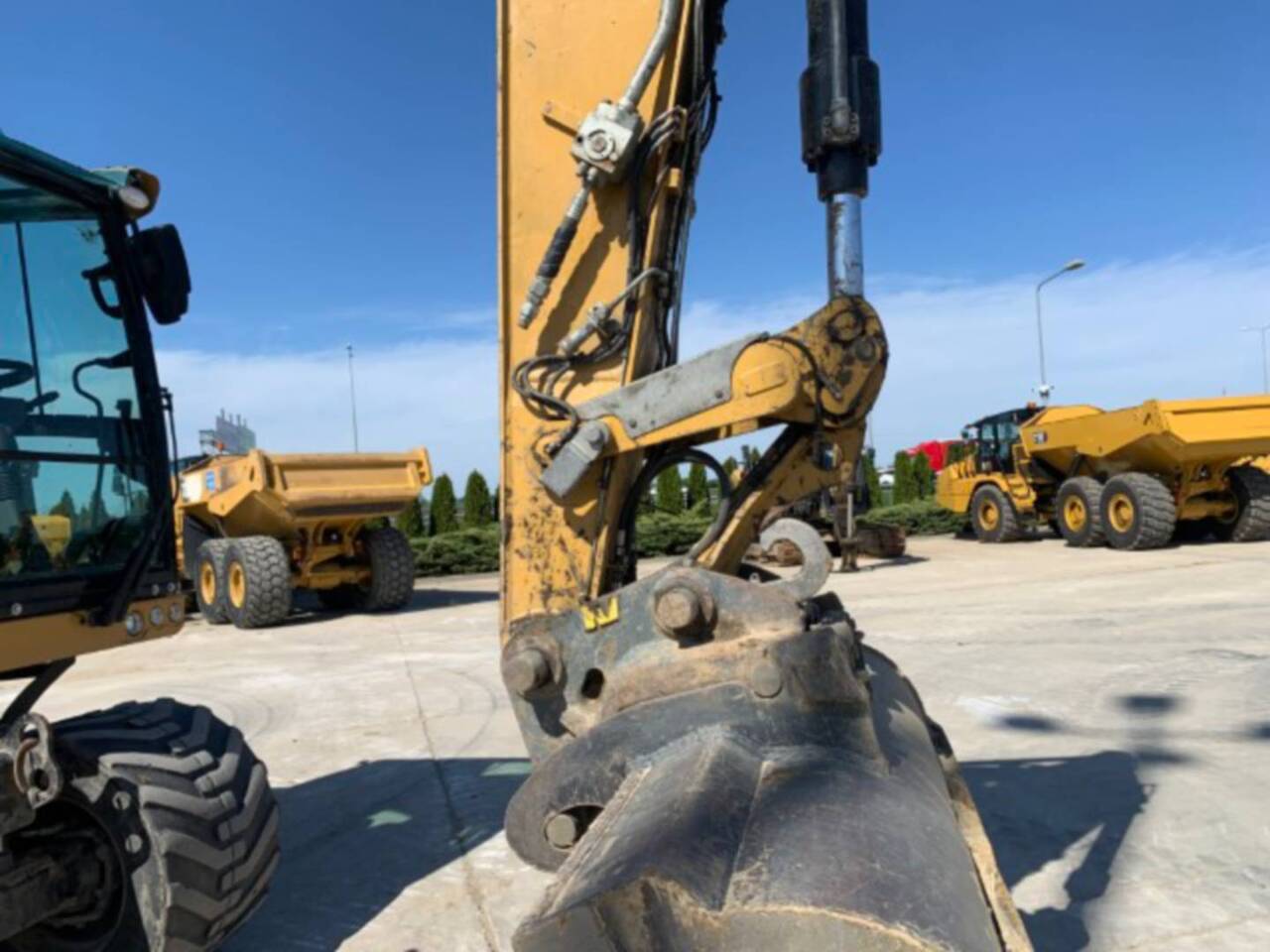 Wheel excavator CAT M316F: picture 8