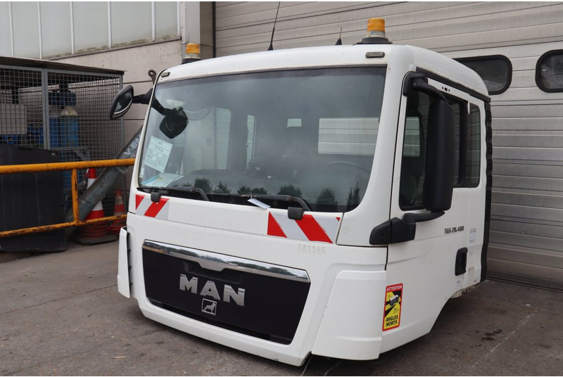 MAN F99L17 TGS - Cab and interior for Truck: picture 2 MAN F99L17 TGS - Cab and interior for Truck: picture 2
