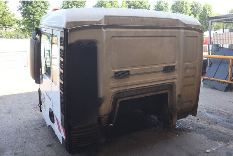 MAN F99L17 TGS - Cab and interior for Truck: picture 4 MAN F99L17 TGS - Cab and interior for Truck: picture 4