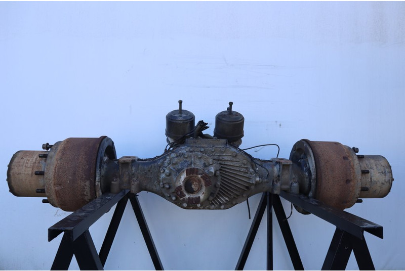 MAN HP-1352-09 26/24 X 4.00 - Rear axle for Truck: picture 1 MAN HP-1352-09 26/24 X 4.00 - Rear axle for Truck: picture 1