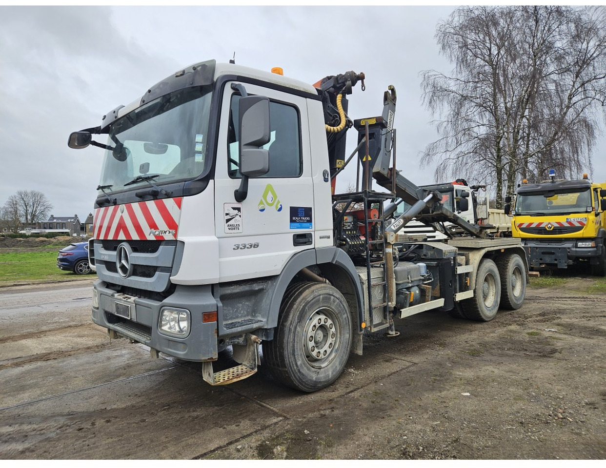 MERCEDES ACTROS 3336 Hook lift 6X4 Full Spring suspension Crane Palfinger PK16502 M.O.T 11-06-2025 - Hook lift truck, Crane truck: picture 5 MERCEDES ACTROS 3336 Hook lift 6X4 Full Spring suspension Crane Palfinger PK16502 M.O.T 11-06-2025 - Hook lift truck, Crane truck: picture 5