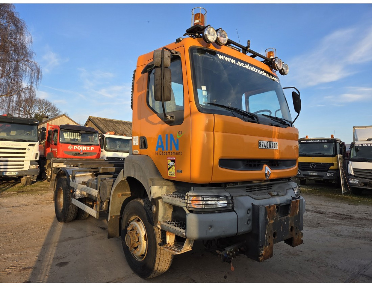 Renault Kerax 260 4x4 Chassis Manual Gearbox Mechanical pump Pompe Mecanique - Cab chassis truck: picture 3 Renault Kerax 260 4x4 Chassis Manual Gearbox Mechanical pump Pompe Mecanique - Cab chassis truck: picture 3