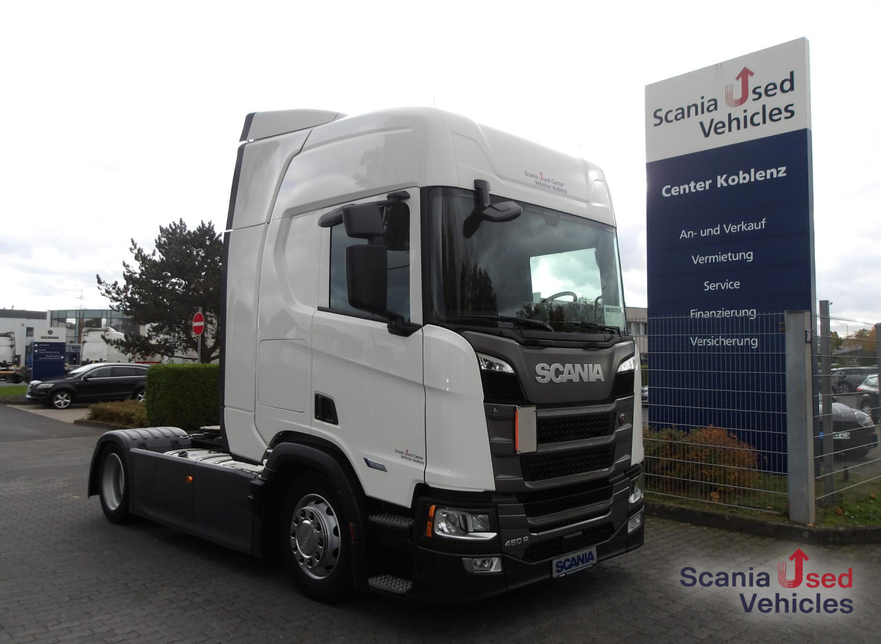 Tractor unit SCANIA R 460 EB - MEGA - HIGHLINE - 2x TANKs - ACC: picture 9 Tractor unit SCANIA R 460 EB - MEGA - HIGHLINE - 2x TANKs - ACC: picture 9