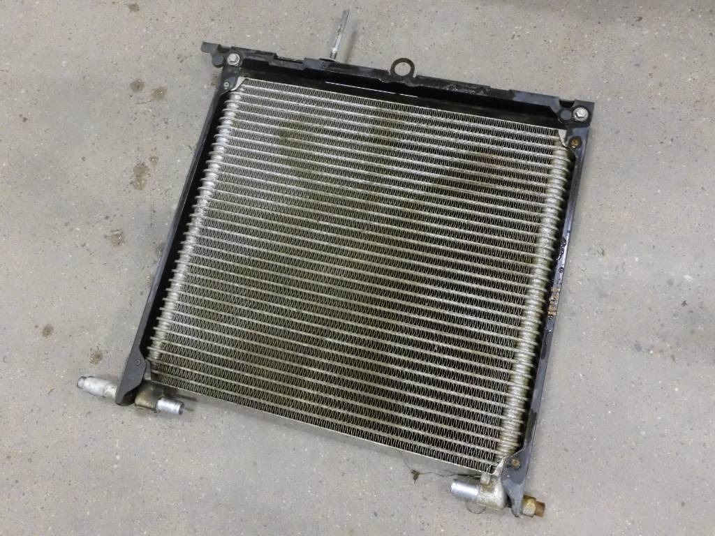 CAT 906 H 2 Oljekylare, 274-5160 - Radiator for Construction machinery: picture 1 CAT 906 H 2 Oljekylare, 274-5160 - Radiator for Construction machinery: picture 1