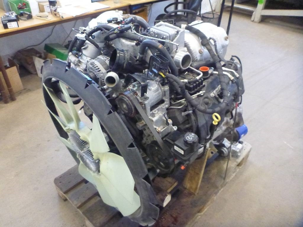GMC Duramax 6,6, 12731639 - Engine for Truck: picture 1 GMC Duramax 6,6, 12731639 - Engine for Truck: picture 1