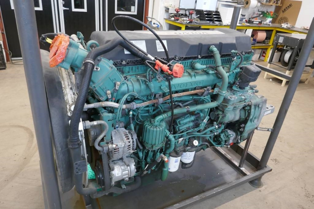 Motor D13K500 Volvo FH - Engine for Truck: picture 4 Motor D13K500 Volvo FH - Engine for Truck: picture 4