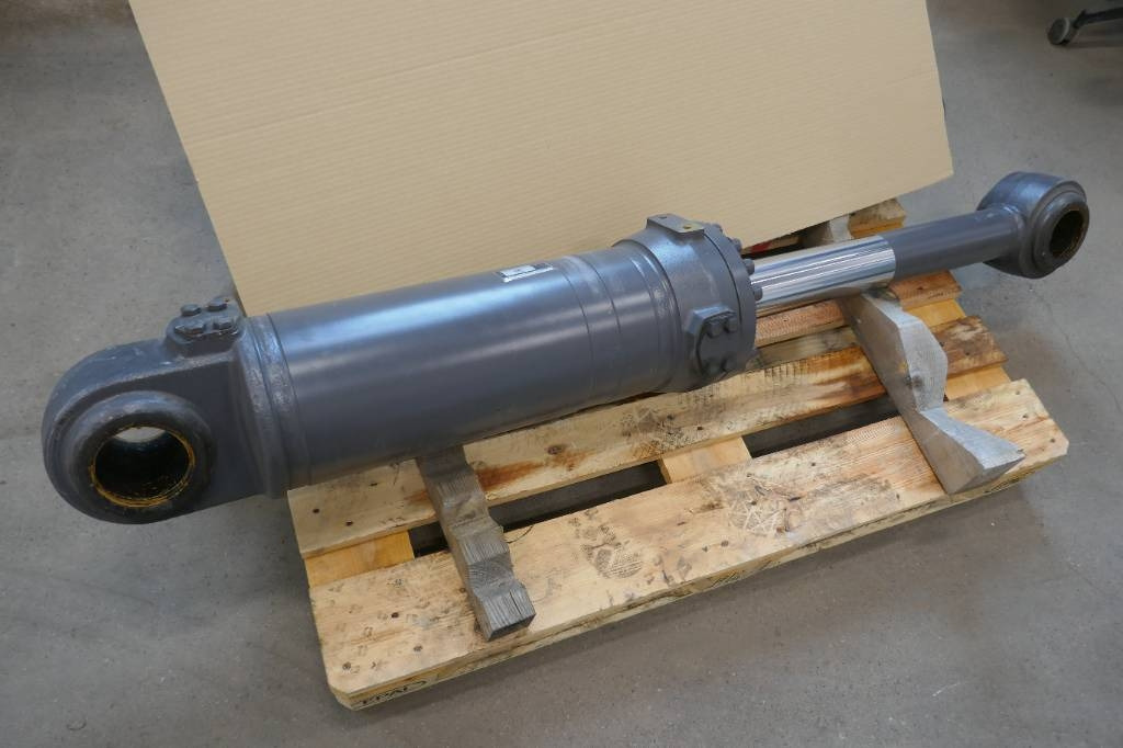 Volvo L 180 H, Tiltkolv voe17229010 - Hydraulics for Construction machinery: picture 1 Volvo L 180 H, Tiltkolv voe17229010 - Hydraulics for Construction machinery: picture 1