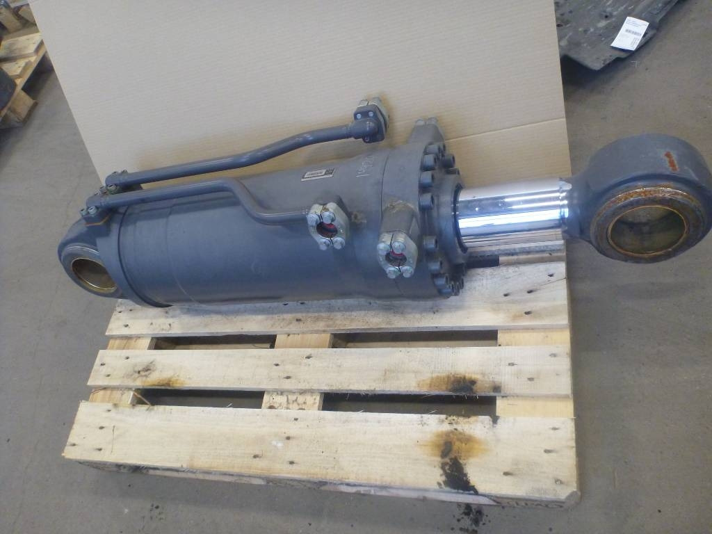 Volvo L 180 H tiltkolv, voe17230577 - Hydraulics for Construction machinery: picture 1 Volvo L 180 H tiltkolv, voe17230577 - Hydraulics for Construction machinery: picture 1