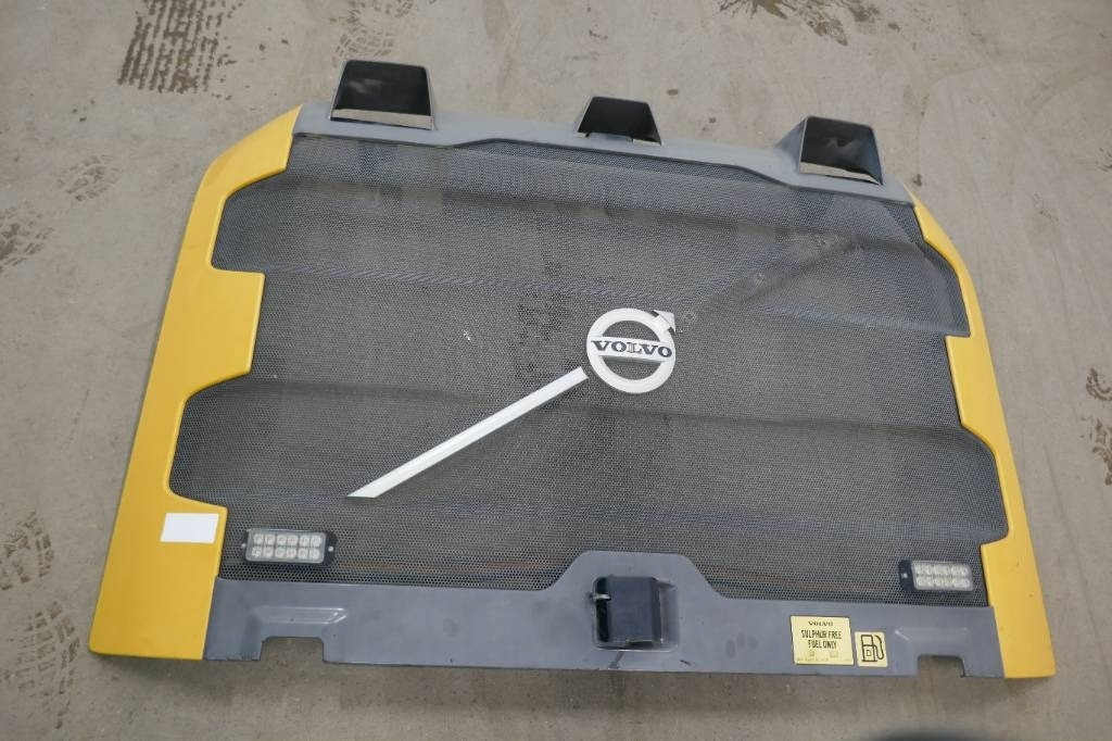 Volvo L 250 G grill, voe16810584 - Frame/ Chassis for Construction machinery: picture 2 Volvo L 250 G grill, voe16810584 - Frame/ Chassis for Construction machinery: picture 2