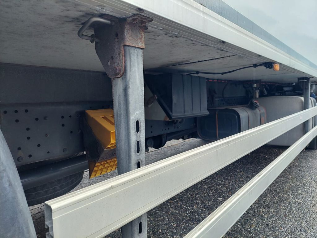 Refrigerator truck Iveco 190S40 Stralis 4x2, Euro 6, Carrier Supra 1150 Iveco 190S40 Stralis 4x2, Euro 6, Carrier Supra 1150: picture 12