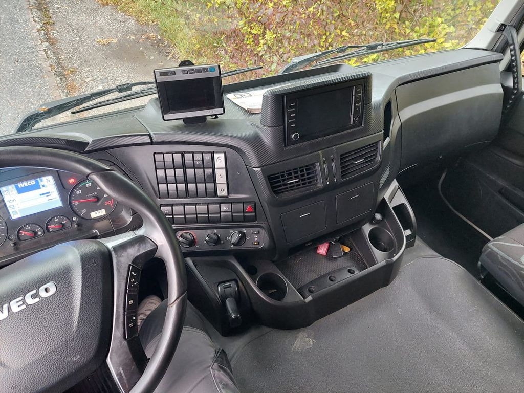 Refrigerator truck Iveco 190S40 Stralis 4x2, Euro 6, Carrier Supra 1150 Iveco 190S40 Stralis 4x2, Euro 6, Carrier Supra 1150: picture 14