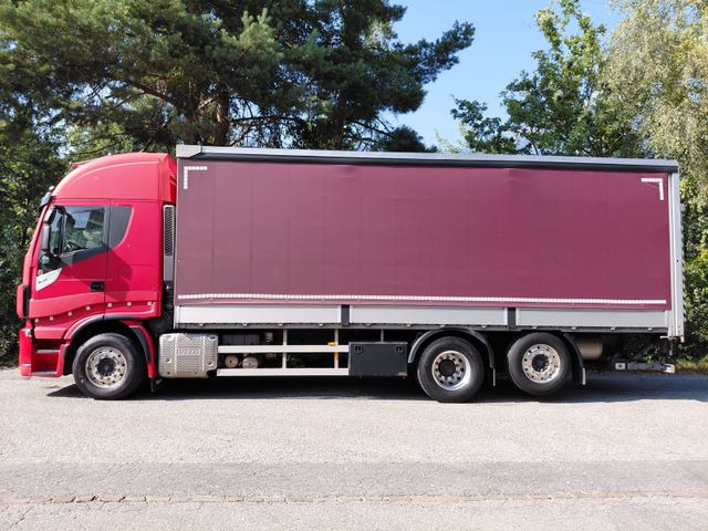 Curtainsider truck Iveco 260S42 Stralis, 6x2, Retarder, Euro 6, 7.80m box: picture 7 Curtainsider truck Iveco 260S42 Stralis, 6x2, Retarder, Euro 6, 7.80m box: picture 7