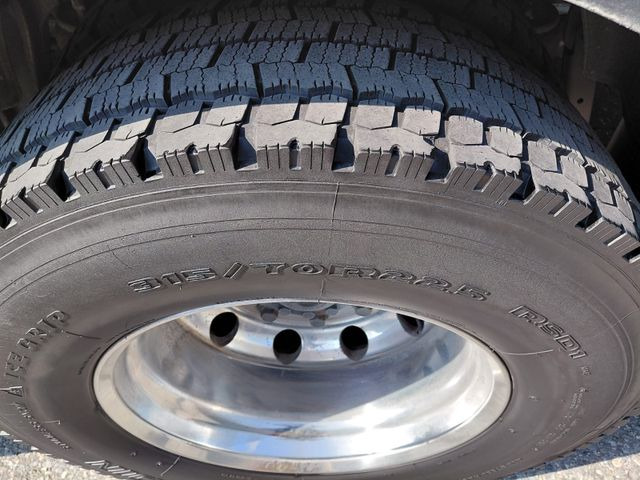 Curtainsider truck Iveco 260S42 Stralis, 6x2, Retarder, Euro 6, 7.80m box: picture 13 Curtainsider truck Iveco 260S42 Stralis, 6x2, Retarder, Euro 6, 7.80m box: picture 13