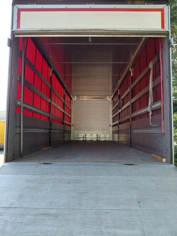 Curtainsider truck Iveco 260S42 Stralis, 6x2, Retarder, Euro 6, 7.80m box: picture 8 Curtainsider truck Iveco 260S42 Stralis, 6x2, Retarder, Euro 6, 7.80m box: picture 8