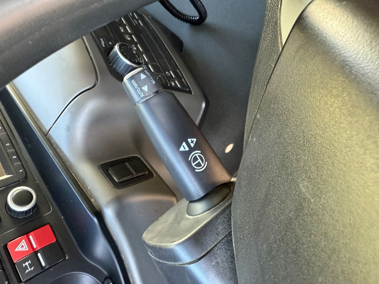 MAN TGS 32.440 8x4, Euro 6, Liebherr 9m3 leasing MAN TGS 32.440 8x4, Euro 6, Liebherr 9m3: picture 17 MAN TGS 32.440 8x4, Euro 6, Liebherr 9m3 leasing MAN TGS 32.440 8x4, Euro 6, Liebherr 9m3: picture 17