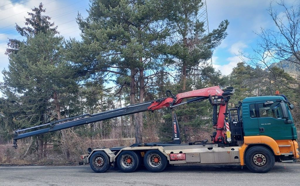MAN TGS 35.480 8x4, E5, Fassi F235CXP Kran+Abroll - Crane truck, Hook lift truck: picture 3 MAN TGS 35.480 8x4, E5, Fassi F235CXP Kran+Abroll - Crane truck, Hook lift truck: picture 3
