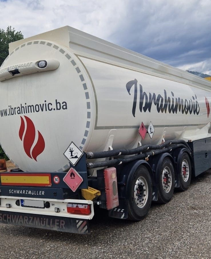 Schwarzmüller ADR, Diesel/Benzin Treibstoff, oben/unten, 3Kamm - Tank semi-trailer: picture 1 Schwarzmüller ADR, Diesel/Benzin Treibstoff, oben/unten, 3Kamm - Tank semi-trailer: picture 1