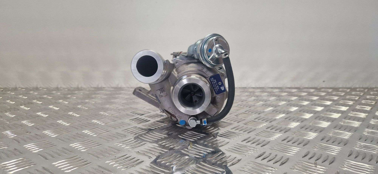 BorgWarner 53049880177 Turbo 55kw T4 JCB 320/A6431 - Engine and parts for Construction machinery: picture 4 BorgWarner 53049880177 Turbo 55kw T4 JCB 320/A6431 - Engine and parts for Construction machinery: picture 4