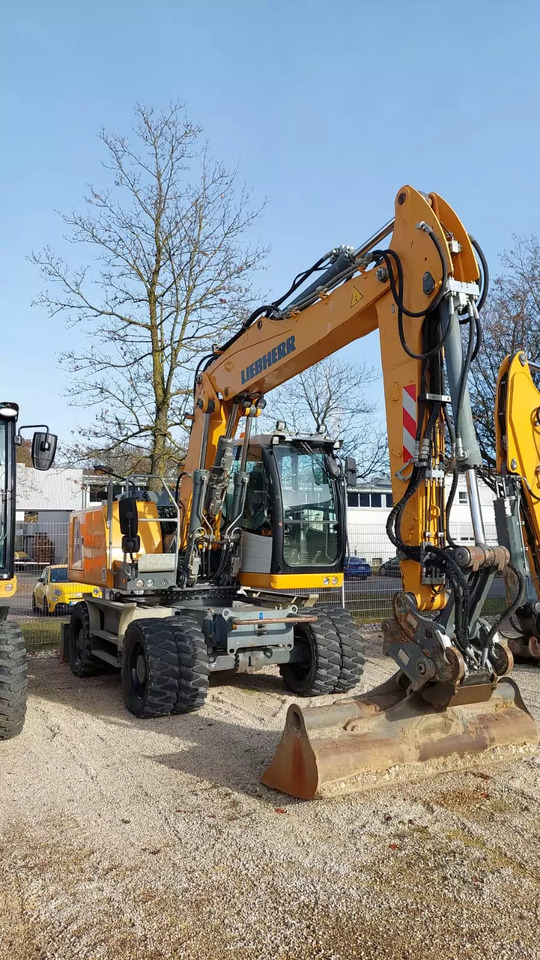 2013 Liebherr A 916 Litronic - Wheel excavator: picture 2 2013 Liebherr A 916 Litronic - Wheel excavator: picture 2