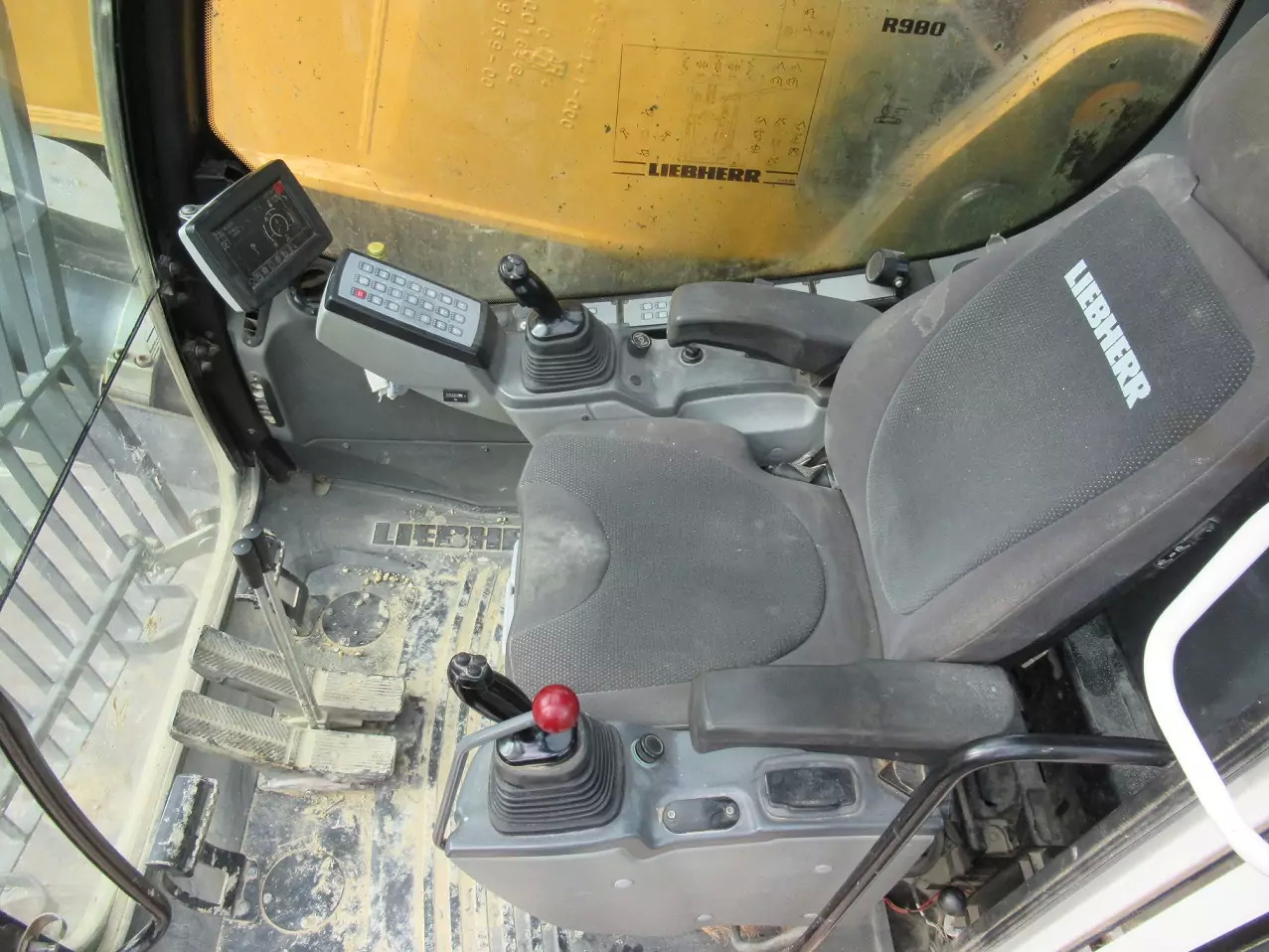 2014 Liebherr R 980 SME - Crawler excavator: picture 4 2014 Liebherr R 980 SME - Crawler excavator: picture 4