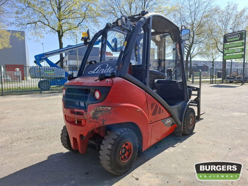 Linde H25T - LPG forklift: picture 3 Linde H25T - LPG forklift: picture 3