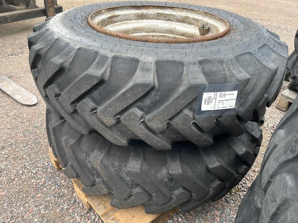 Alliance 15,5-25 till Volvo L45 , L40 - Tire for Construction machinery: picture 1 Alliance 15,5-25 till Volvo L45 , L40 - Tire for Construction machinery: picture 1
