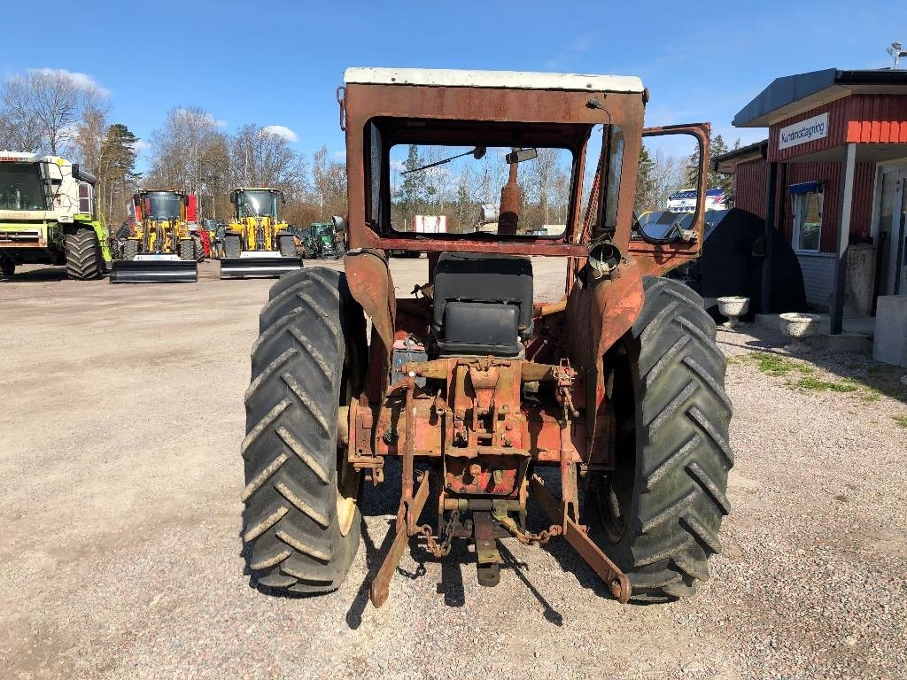 International 523 Dismantled: only spare parts - Farm tractor: picture 2 International 523 Dismantled: only spare parts - Farm tractor: picture 2