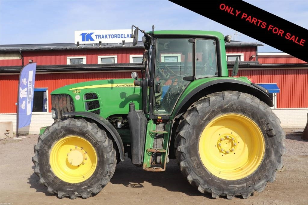 John Deere 7530 Dismantled. Only spare parts - Farm tractor: picture 1 John Deere 7530 Dismantled. Only spare parts - Farm tractor: picture 1