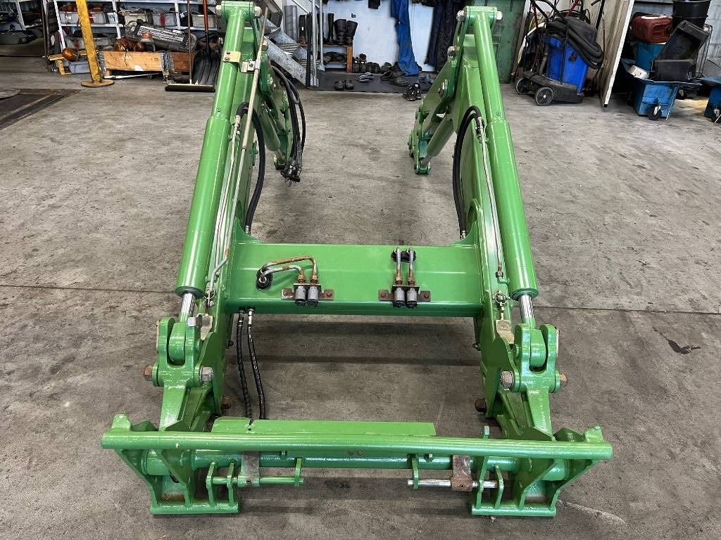 Lastare / Loader Fendt Agco 4X80 till Fendt 415 Va - Front loader for tractor: picture 4 Lastare / Loader Fendt Agco 4X80 till Fendt 415 Va - Front loader for tractor: picture 4