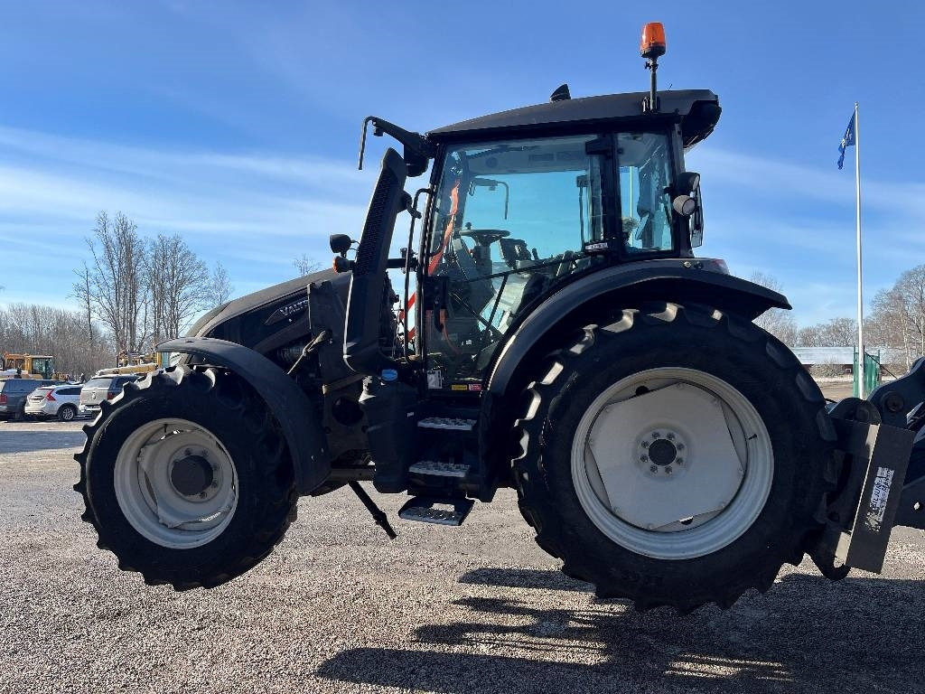 Valtra Valmet G135 Dismantled. Only specific spare parts  - Farm tractor: picture 2 Valtra Valmet G135 Dismantled. Only specific spare parts  - Farm tractor: picture 2